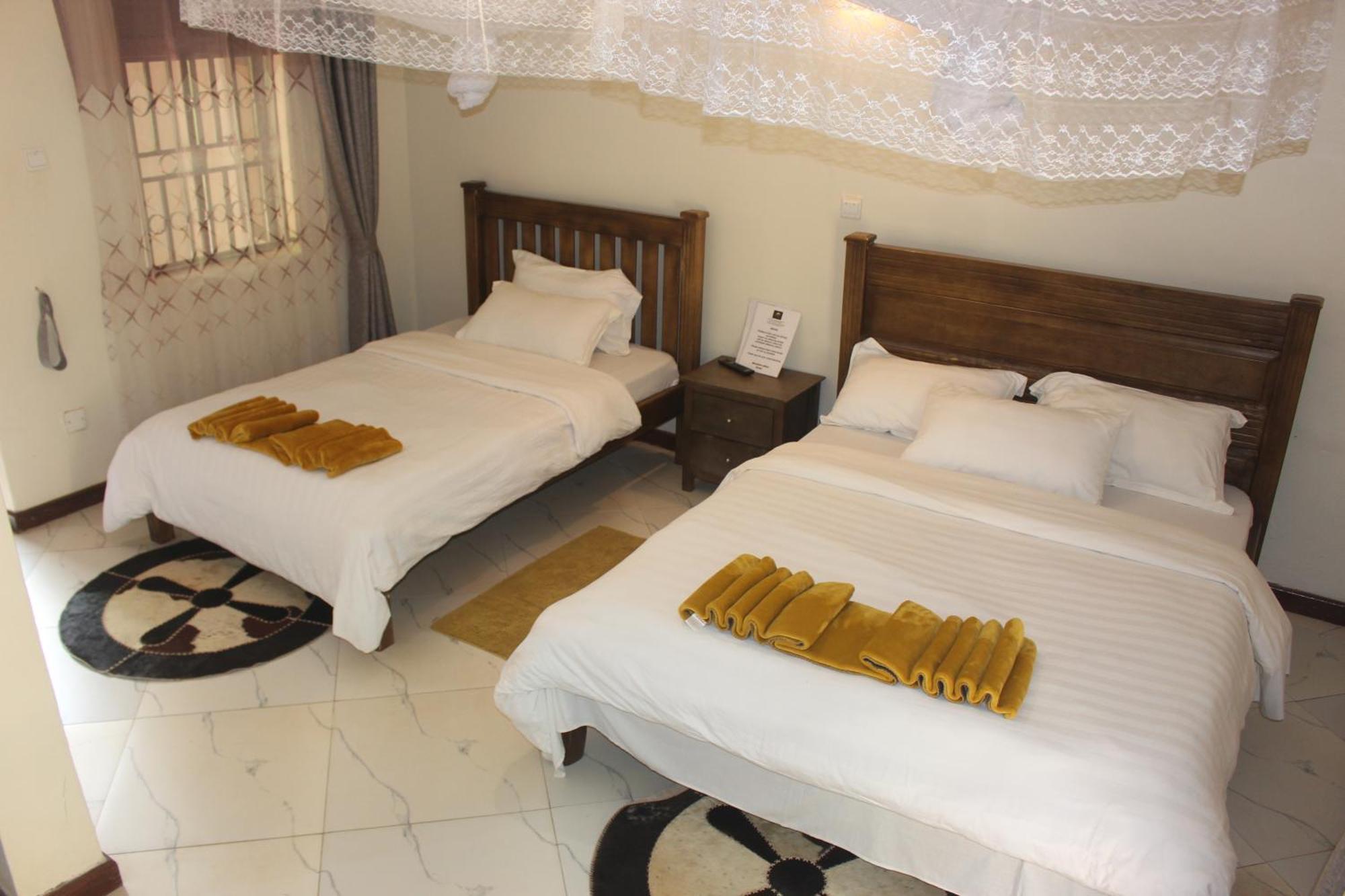 Montane Safaris Hotel Fort Portal Eksteriør billede