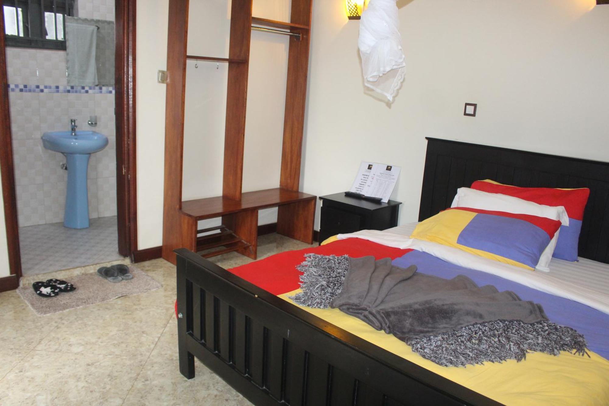 Montane Safaris Hotel Fort Portal Eksteriør billede